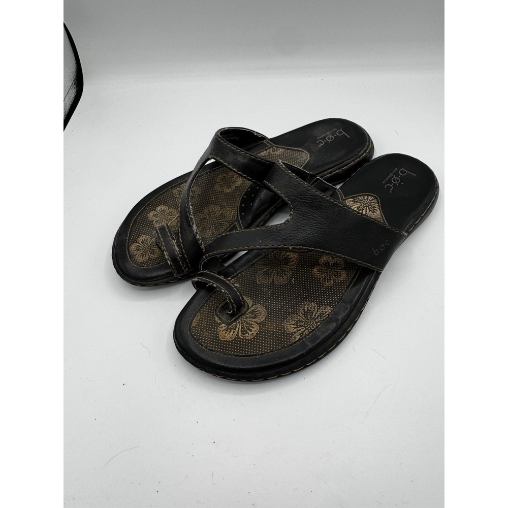 B.Ø.C. Women's Flat Sandals Slide Flip Flops Black Faux Leather Size 9 EUC SB18